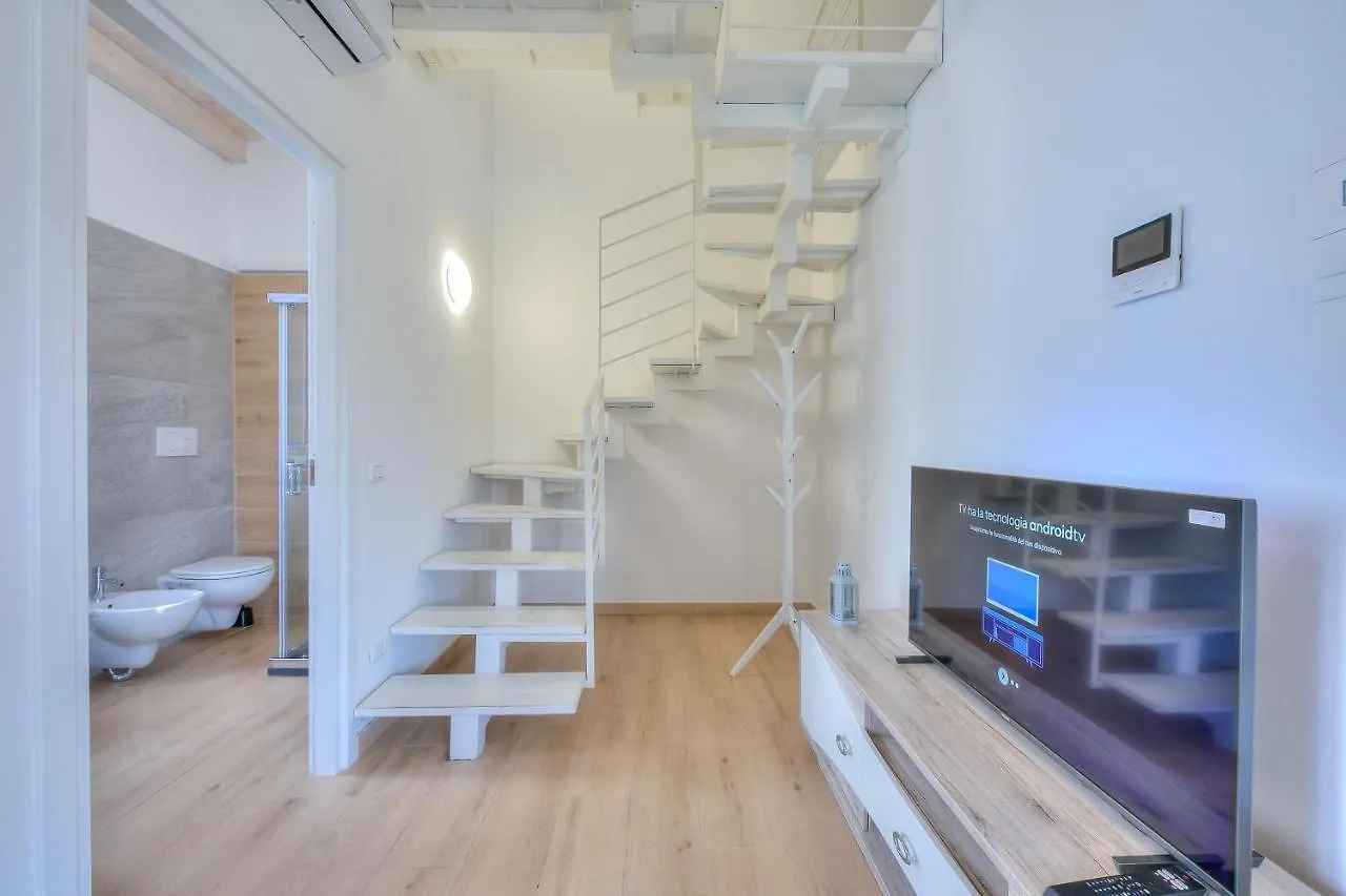 Golden & Sunflower Terrace Apartments Leggiuno